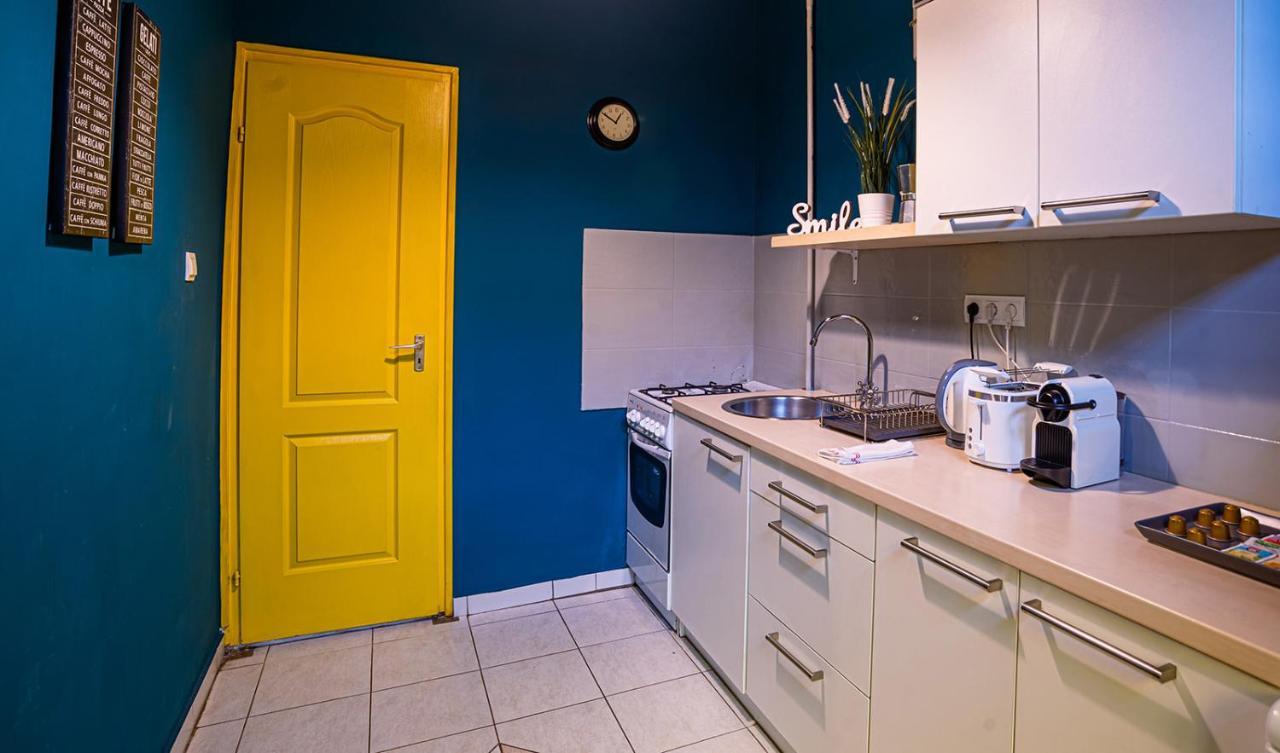 La Bella - Entire Apartment Near Gozsdu Udvar บูดาเปสต์ ภายนอก รูปภาพ