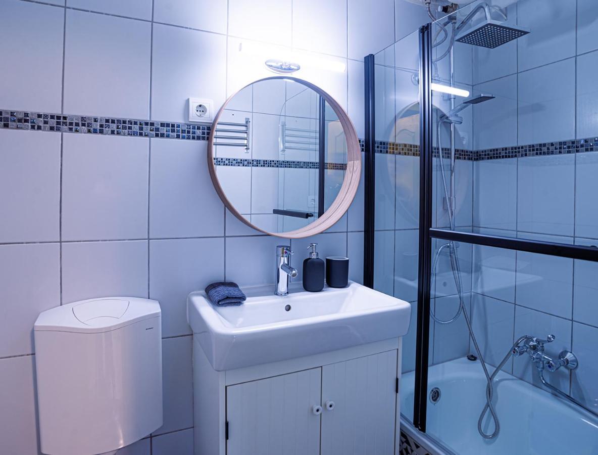 La Bella - Entire Apartment Near Gozsdu Udvar บูดาเปสต์ ภายนอก รูปภาพ