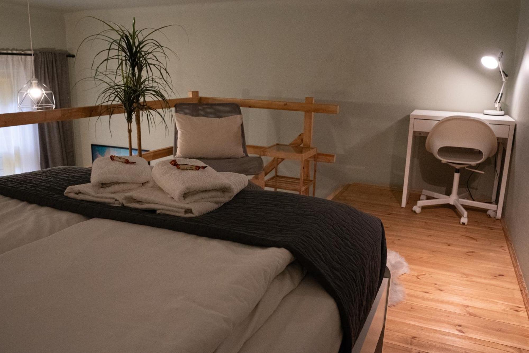 La Bella - Entire Apartment Near Gozsdu Udvar บูดาเปสต์ ภายนอก รูปภาพ